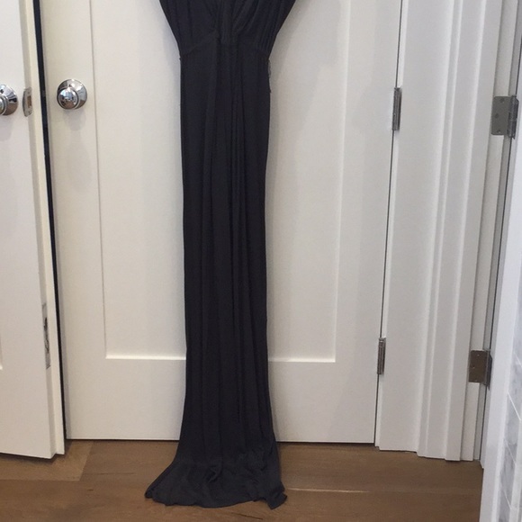 Remain Dress - Picture 2 of 6